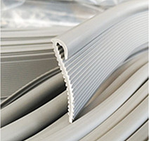 Плинтус MA 32  для завода на стену RAL 7046 фото 2 | FLOORDEALER